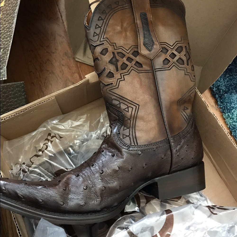 Men cowboy boots